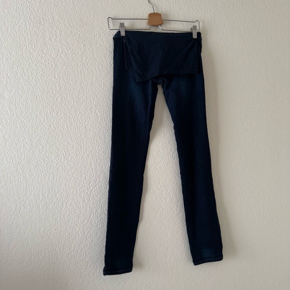 AG Adriano Goldschmied Secret Belly Maternity Skinny Jeans  - Picture 4 of 6